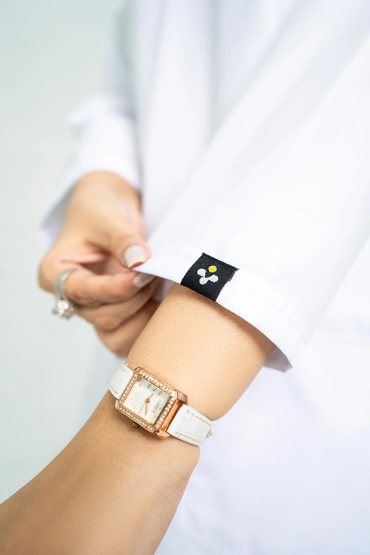 Basic White Poly viscose-Women - Image 2
