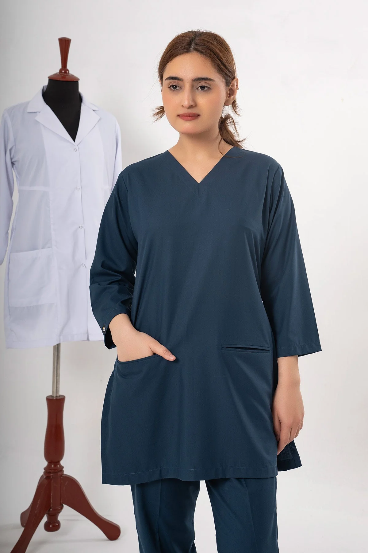 Crown Zinc  -  Women - Image 4