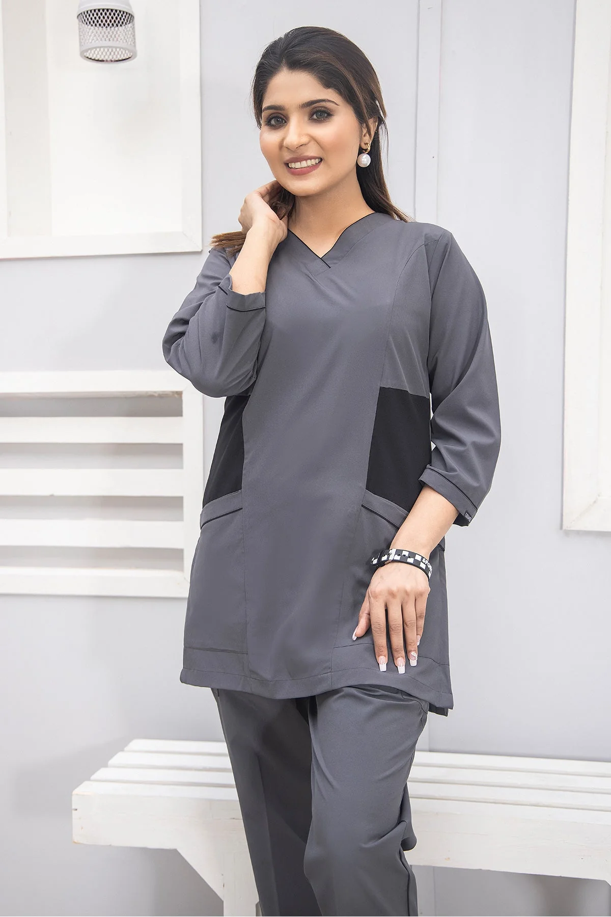 Sprinter Dark Grey- Women