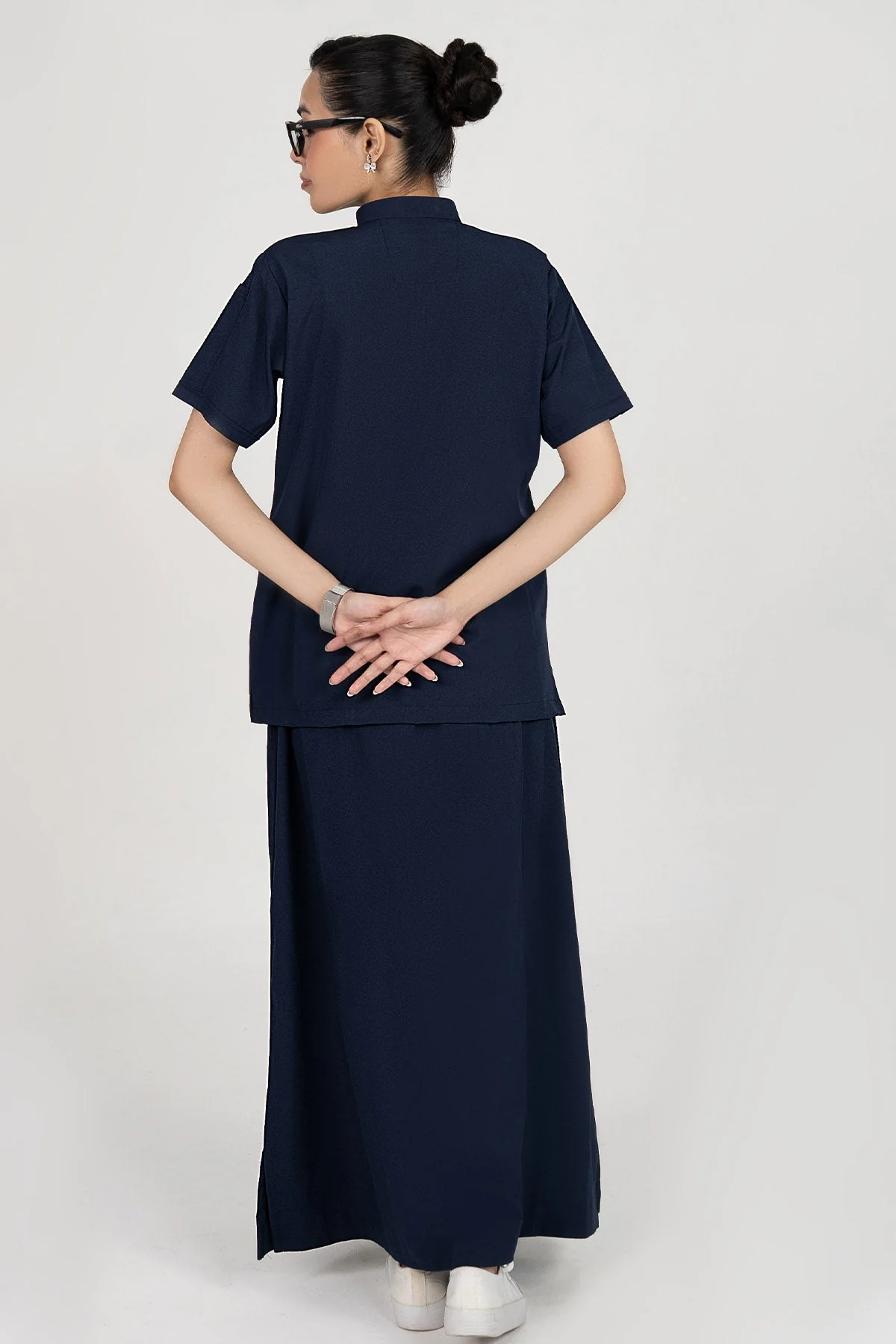 Velora Long Skirt Scrubs Set - Navy - Image 5