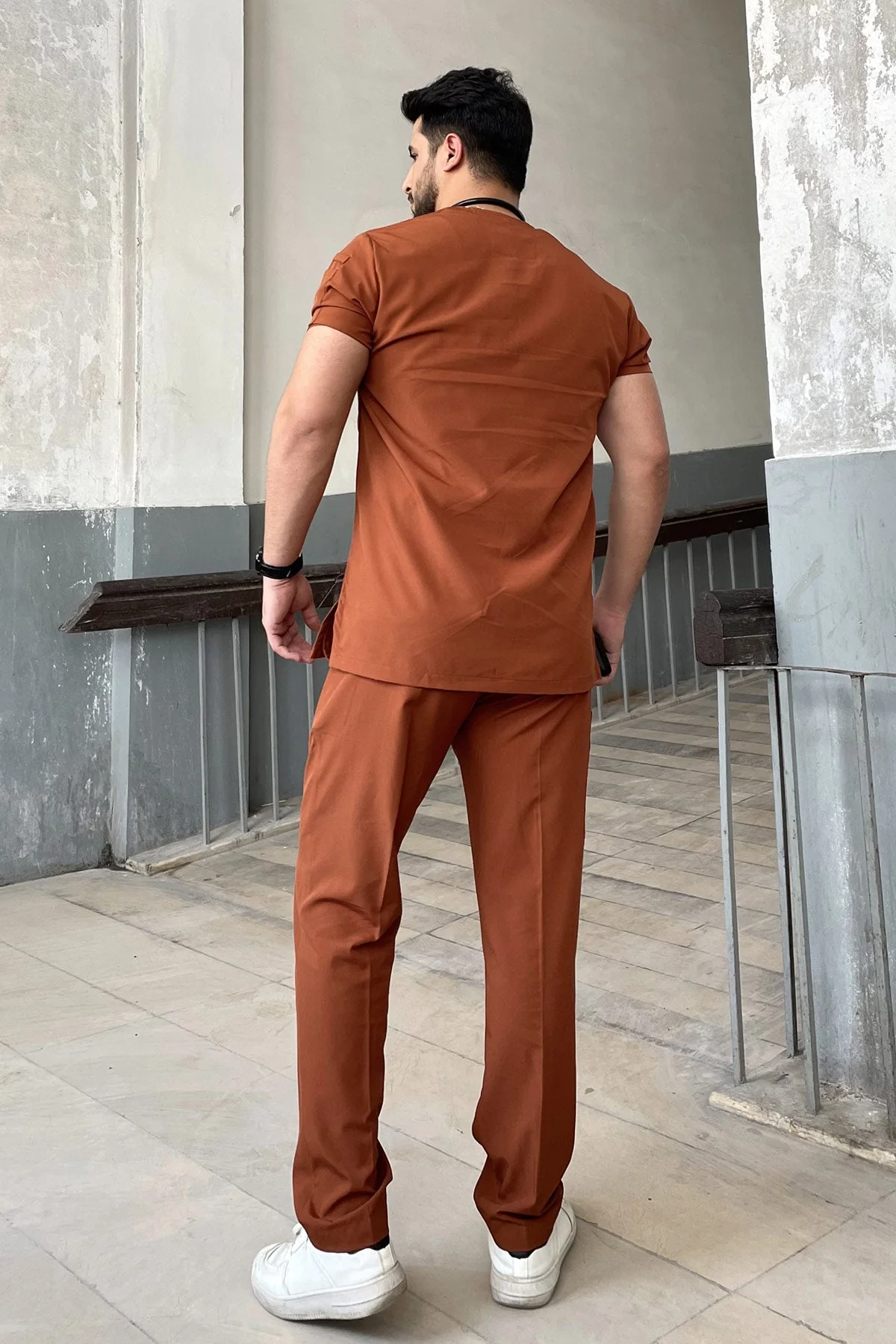 Velora Rust - Men - Image 10